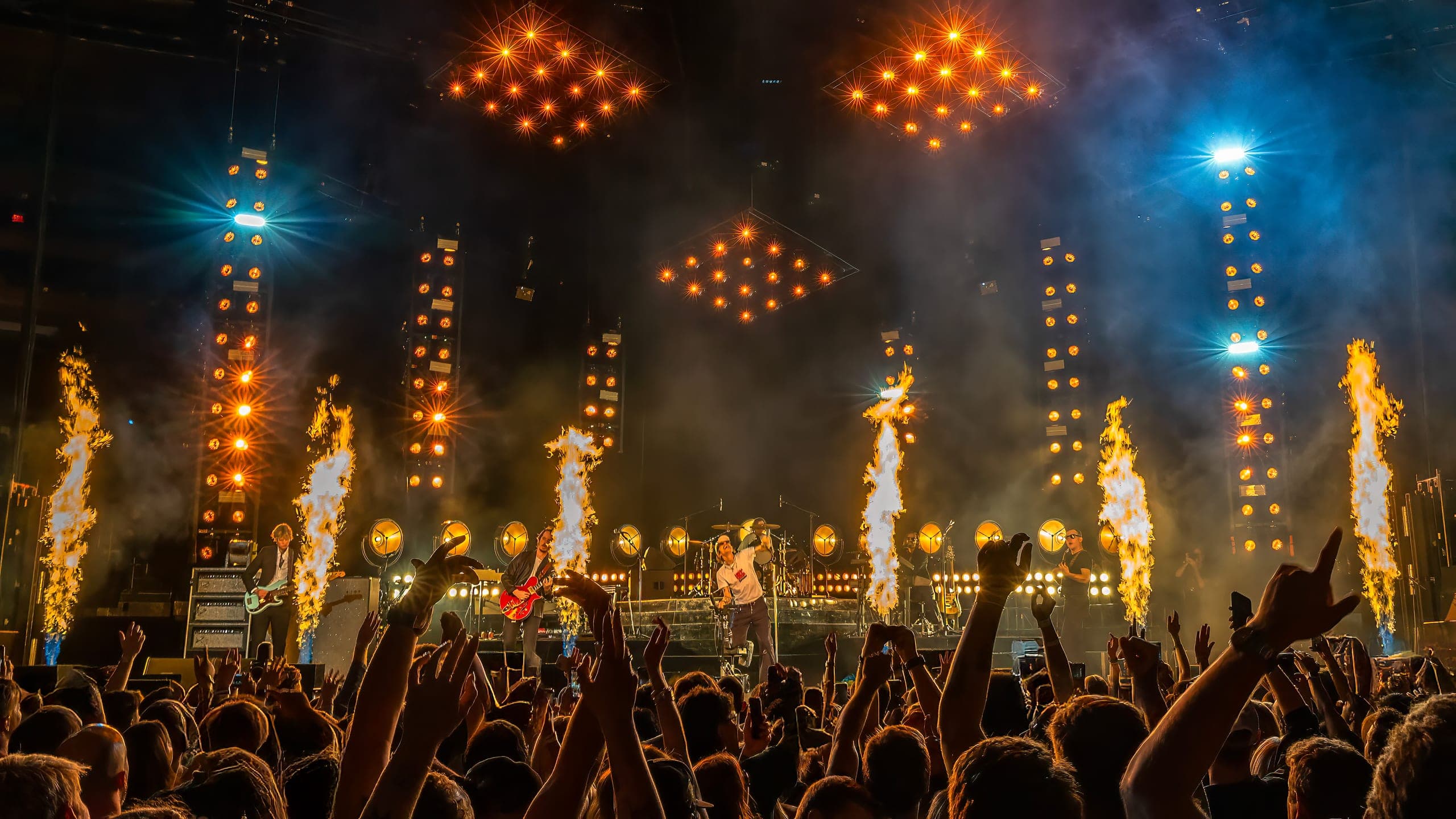 Cage The Elephant – Neon Pill Tour